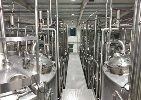 為青海玉樹巴顔喀[Kā]拉牦牛乳業公司提供整套乳品生産線